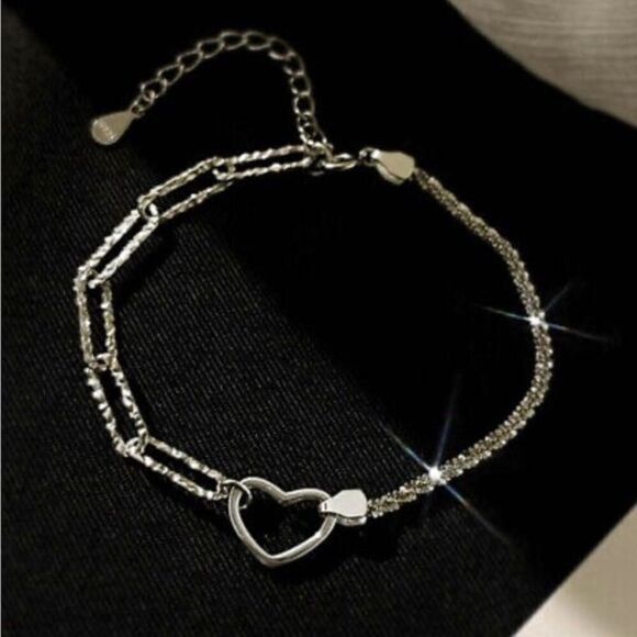 The Multimedia Dainty Heart link pendant bracelet in 925 silver. - Picture 3 of 12